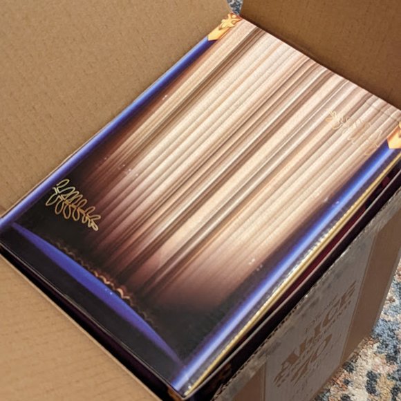 Disney's D23 Exclusive Queen of Hearts plush doll New in box - Picture 8 of 8